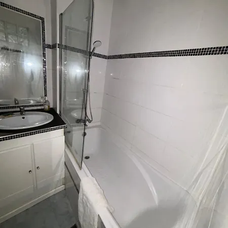 Apartment Marais Sentier Paris